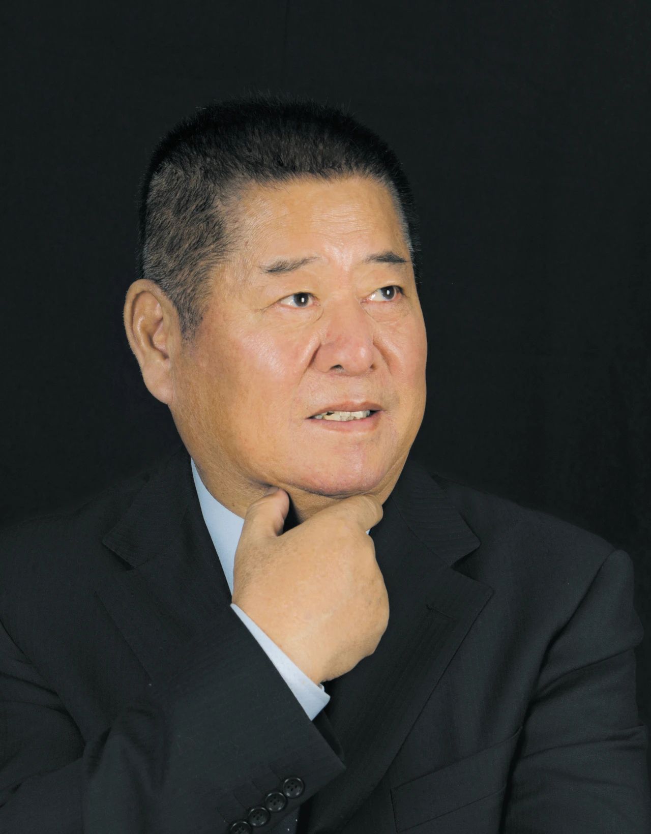 李佳1.jpg